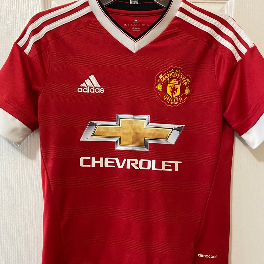 Manchester United jersey